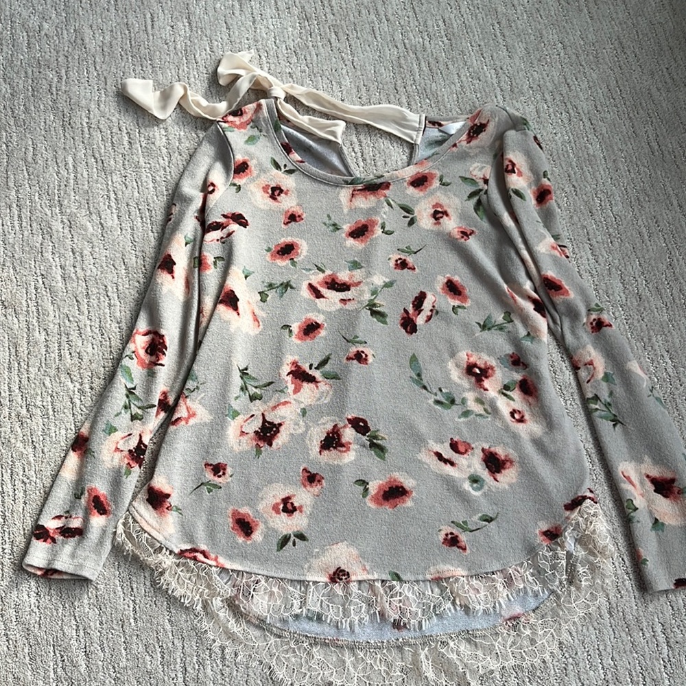 Lauren Conrad Blouse